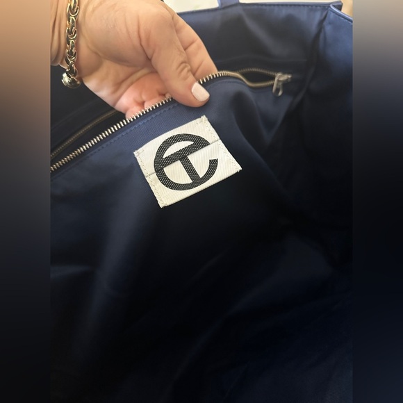 Telfar Large Cobalt Blue Shopping Bag with the duster - Picture 8 of 10